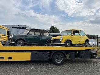 Damaged car Mini 1000 2X MINI ALLEEN ALS SET TE KOOP !!! 1X MINI 1000, 1X MINI 850 1978/6