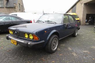 uszkodzony samochody osobowe Alfa Romeo 6 2.5 AUTOMATIC SCHUURVONDST, UNIEKE AUTO 1982/8