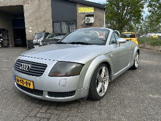 skadebil auto Audi TT ROADSTER 1.8 5V TURBO QUATTRO (4x4) 2000/2
