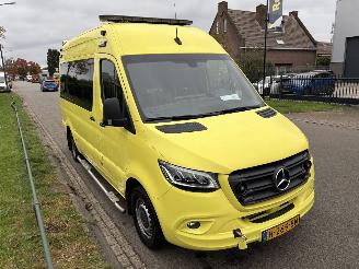 Mercedes Sprinter 319 CDI V6 EX AMBULANCE picture 36