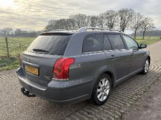 Toyota Avensis 2.2 D-4D D-CAT WAGON LINEA LUNA  PRIJS IS INCL. BTW !!!! picture 18