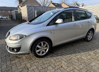 skadebil auto Seat Altea xl 1.2 TSI 2010/8