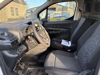 Opel Combo 1.5D L1H1 Edition airco picture 6