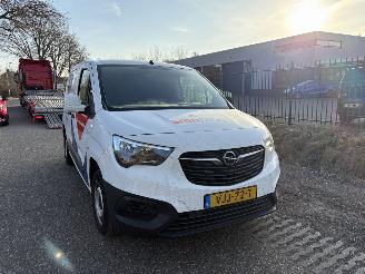 Opel Combo 1.5D L1H1 Edition airco picture 13