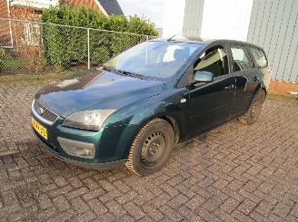 skadebil auto Ford Focus 1.6 TDCI Navi Airco 2007/11