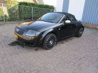 skadebil auto Audi TT 1.8 Turbo 225 PK Cabrio Quattro 6-Bak 2002/10