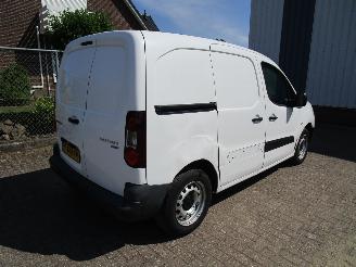 Peugeot Partner 1.6 HDI Navi Airco 175.000 Km picture 4