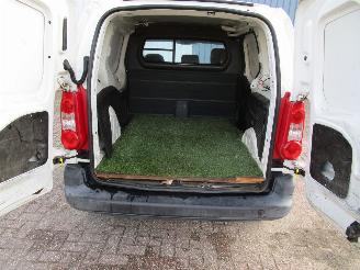 Peugeot Partner 1.6 HDI Airco Schuifdeur picture 14