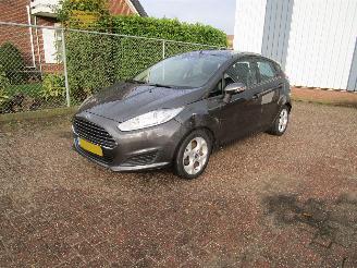 skadebil auto Ford Fiesta 1.5 TDCI Navi Airco 5-Drs 2015/12
