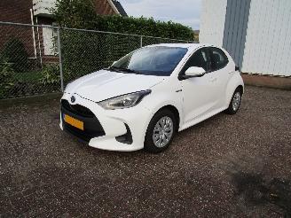 Coche accidentado Toyota Yaris 1.5 Hybride Navi Camera 2021/1