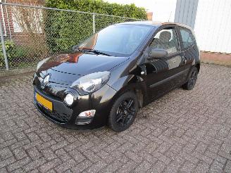 krockskadad bil auto Renault Twingo Airco Radio/CD 110.000 KM 2014/1