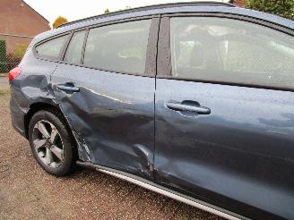 Ford Focus 1.0 Hybride Camere Navi 6-Bak picture 7