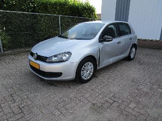 damaged passenger cars Volkswagen Golf 1.4 TSI Airco 6-Bak 2010/1