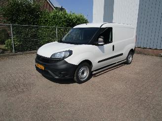 krockskadad bil bedrijf Fiat Doblo 1.4 CNG Maxi 6-Bak 2022/1