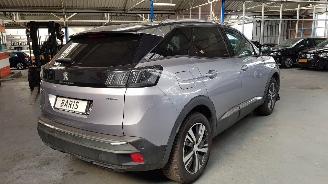 Auto incidentate Peugeot 3008 1.6 16V HYBRID 225 MPV  BENZ 1.598CC 165KW 224pk 2021/2