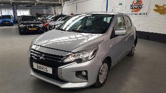 Coche accidentado Mitsubishi Space-star 1.2 12V HATC.  BENZ 1.193CC 52KW 71PK 2021/11