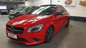 krockskadad bil auto Mercedes Cla-klasse 2.0 CLA-250 Turbo AUT 16V SEDAN 4DRS BENZ 1.991CC 155KW 211PK 2016/9