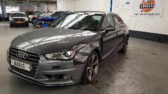 Damaged car Audi A3 1.4 TFSI 16V AUT SEDAN 4DRS BENZ 1.395CC 92KW 125PK 2016/6