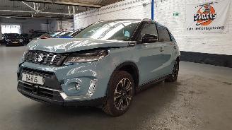 skadebil auto Suzuki Vitara 1.5 16V DUALJET HYBRID SUV AUT ELEKTRISCH BENZ 1.462CC 85KW 116PK 2023/8