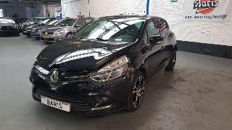 škoda osobní automobily Renault Clio 0.9 ENERGY TCE 90 12V 4DRS BENZ 898CC 66KW 90PK 2016/9