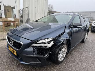skadebil auto Volvo V-40 CROSS COUNTRY 1.5 T3 AUTOMAAT BJ 2019 2019/11