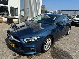 Vaurioauto  passenger cars Mercedes A-klasse A-klasse 160 Business Solution 2020/1