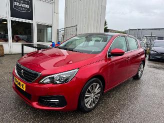 Unfallwagen Peugeot 308 1.2 PureTech Allure AUTOMAAT 2019/8