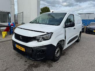Auto incidentate Peugeot Partner 1.5 BlueHDI Premium 2021/10