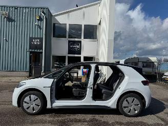 Volkswagen ID.3 Life 58 AUTOMAAT kWh BJ 2020 80.590 KM picture 2