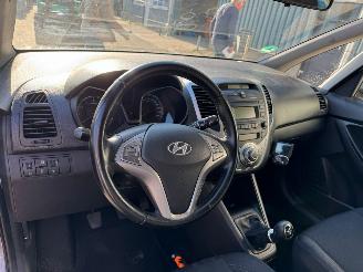 Hyundai Ix20 1.4i i-Vision BJ 2011 148.836 KM picture 10