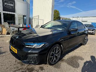 Coche accidentado BMW 5-serie 530e AUTOMAAT  Business Edition Plus BJ 2022 86.231 KM 2022/2