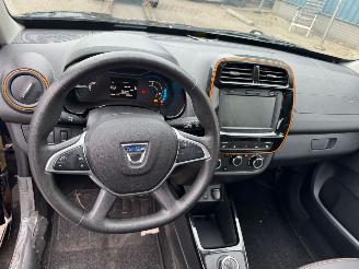 Dacia Spring Comfort Plus 27 kWh AUTOMAAT picture 13