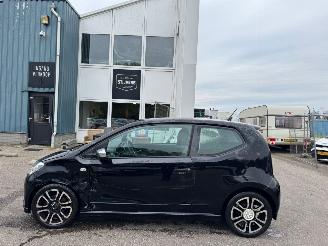 Volkswagen Up! 1.0 move up! BlueMotion picture 2