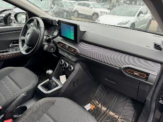 Dacia Sandero 1.0 TCe 100 Bi-Fuel Expression LPG picture 14