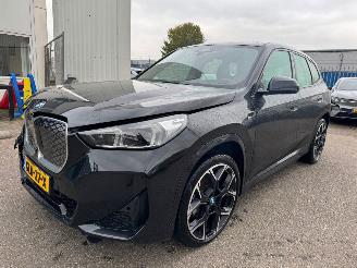 Voiture accidenté BMW iX1 eDrive20 67 kWh 2024/9