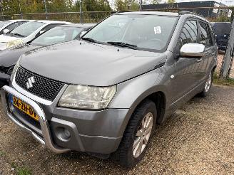 uszkodzony samochody osobowe Suzuki Grand-vitara 2.0-16V JX 2005/10