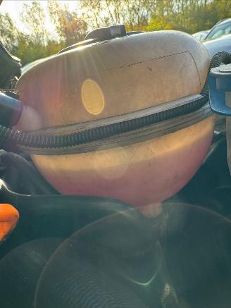 Volkswagen Transporter 2.5 TDI 300 BJ 2005 302.203 KM picture 16