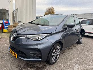 Renault Zoé R135 AUTOMAAT Zen 52 kWh BJ 2020 104.361 KM picture 1