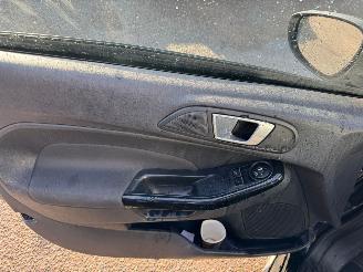 Ford Fiesta 1.0 EcoBoost Titanium X picture 14