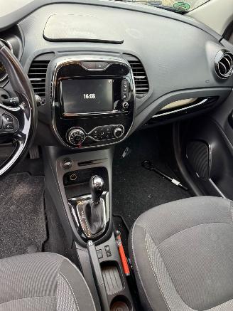 Renault Captur 1.2 TCe Dynamique AUTOMAAT picture 13