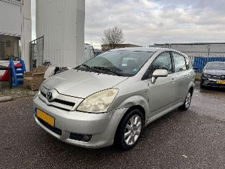 skadebil auto Toyota Verso .8 VVT-i Sol 7p. AUTOMAAT 2005/10