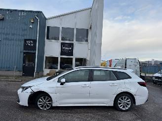 Toyota Corolla Touring AUTOMAAT Sports Hybrid 140 Active BJ 2023 81.292 KM picture 1