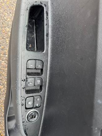 Hyundai I-10 1.0i i-Motion Go! 2016 picture 13