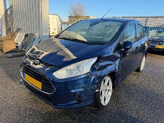 damaged passenger cars Ford B-Max 1.0 EcoBoost Titanium 2013/4