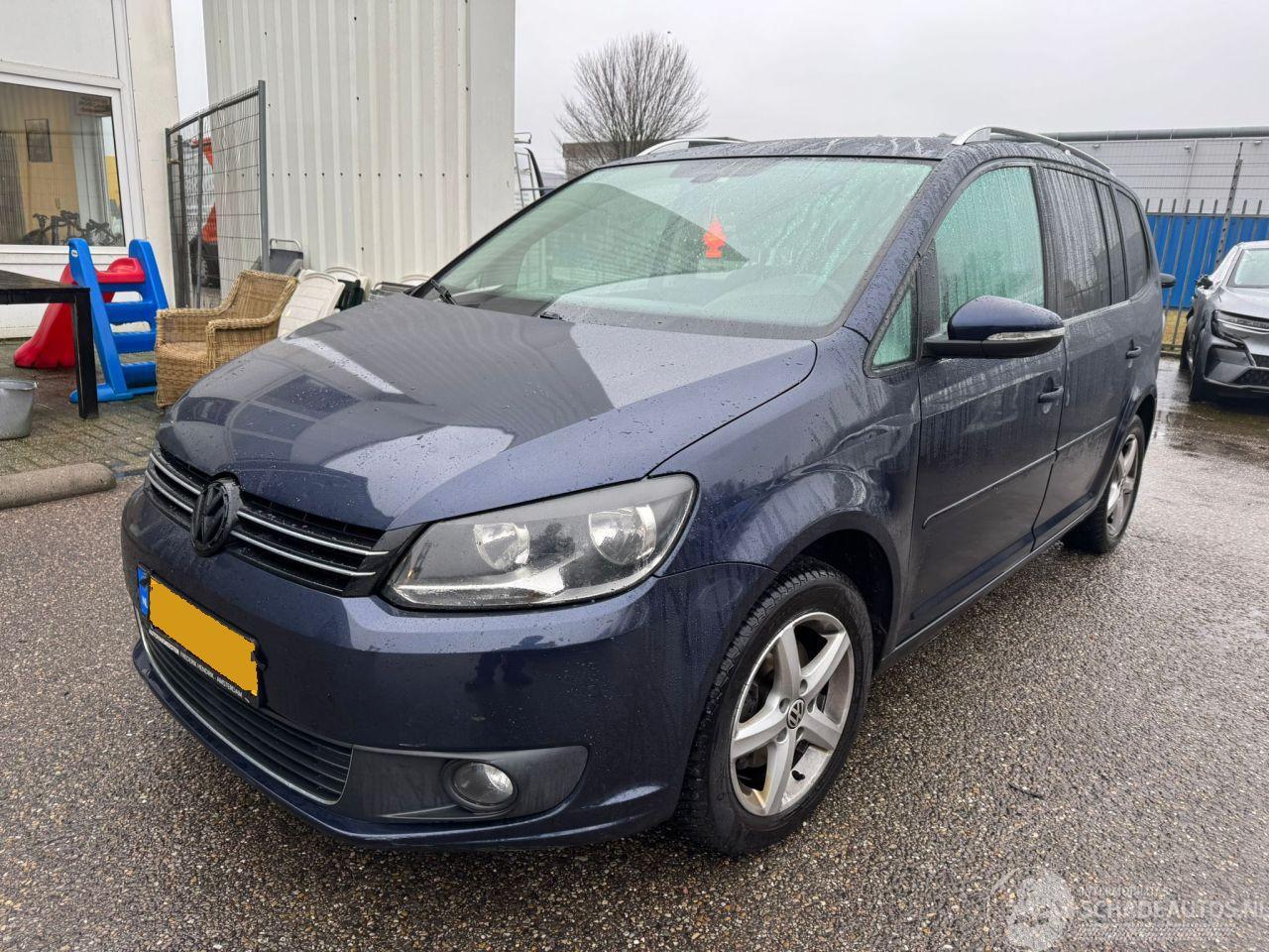 Volkswagen Touran 1.6 AUTOMAAT TDI Highline BlueMotion BJ 2014 513.424 KM