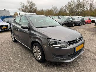 Volkswagen Polo 1.4-16V Comfortline BJ 2010 234.133 KM picture 6
