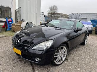 Vaurioauto  passenger cars Mercedes SLK 280 AUTOMAAT Prestige  HZ-194-N BJ 2008 228.346 KM 2008/8