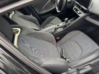 Toyota CH-R 2.0 AUTOMAAT Plug-in Hybrid 220 Executive BJ 2025 10.197 KM picture 22