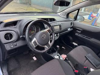 Toyota Yaris 1.3 VVT-i Dynamic AUTOMAAT picture 11