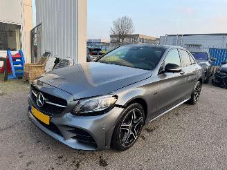 Unfallwagen Mercedes C-klasse 300 e Business Solution AMG Limited AUTOMAAT 2021/5